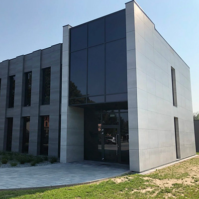 elewacja spieki kwarcowe